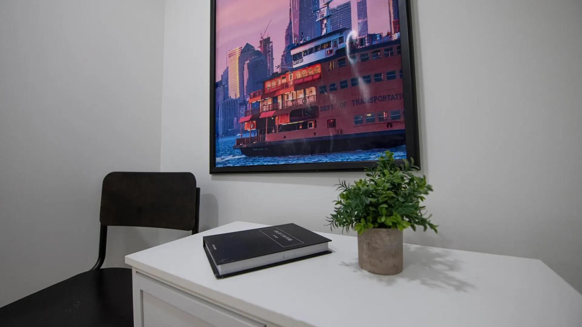 Apartment Sophisticated 4 Bedroom Duplex In The Heart Of Midtown New York